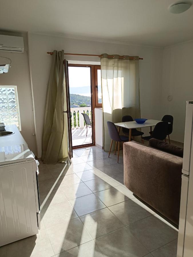 Valentino Apartment Senj  Luaran gambar