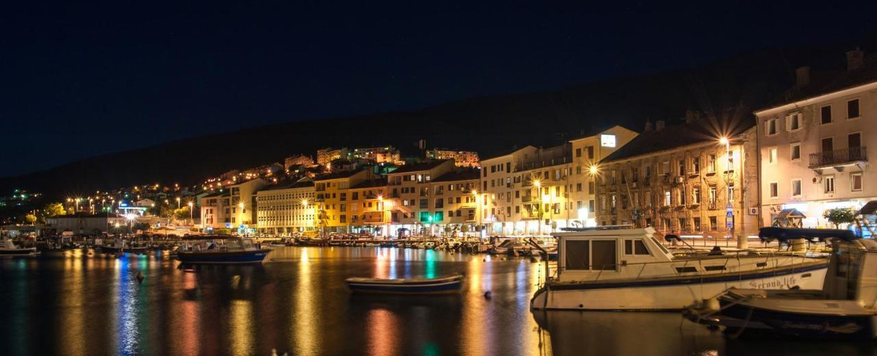 Valentino Apartment Senj  Luaran gambar
